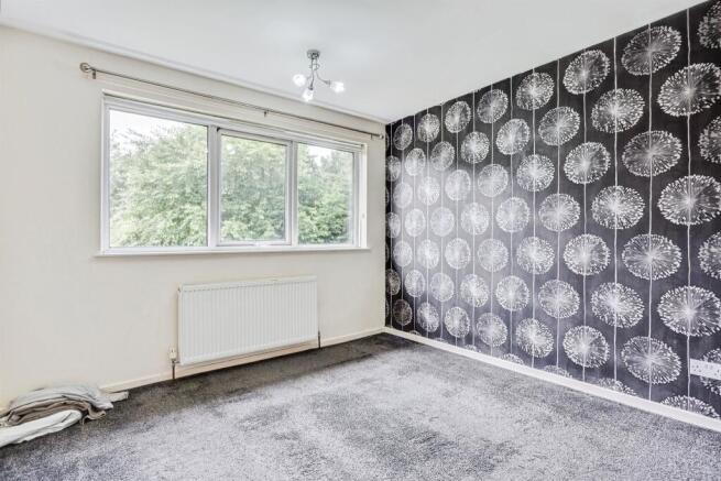 3 bed Semi-Detached for sale Image 7