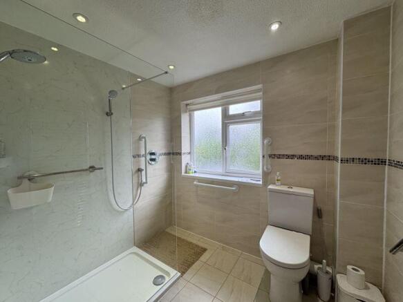 Family Shower Room