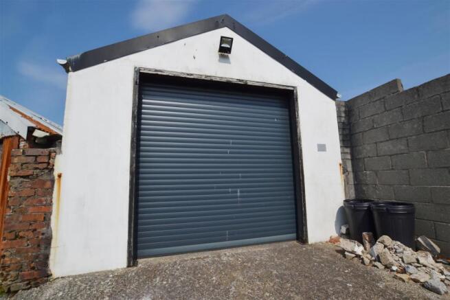 garage.jpg