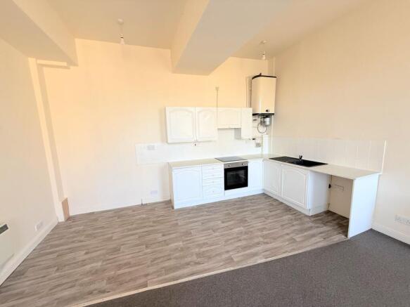 2 bed Apartment for sale Image 9