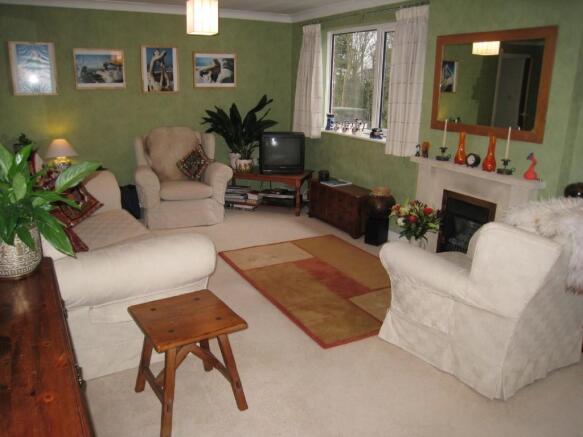 Lounge/Dining Room