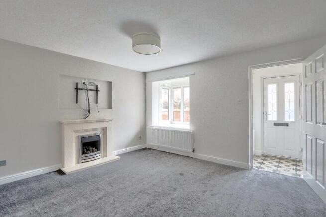 3 bed End of Terrace to rent Image 4