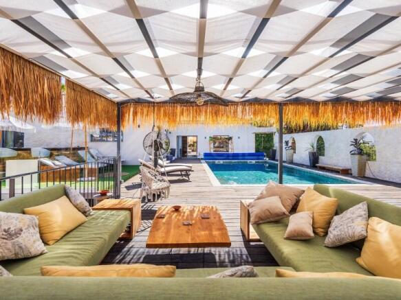 Almancil 6 Bed Villa For Sale Algarve Portugal (7)