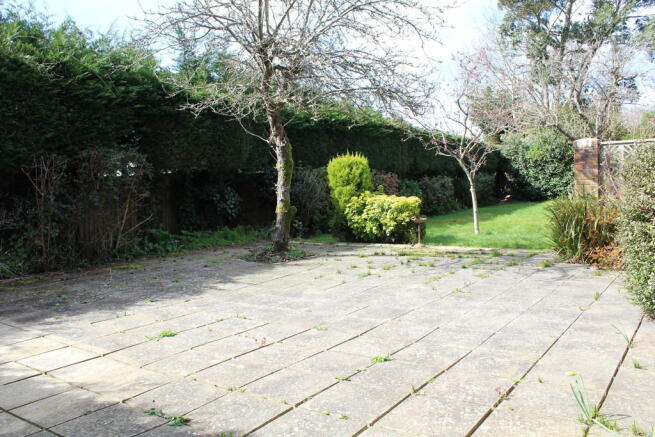 Photo 3