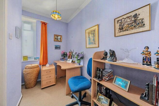 2 bed Terraced for sale Image 6