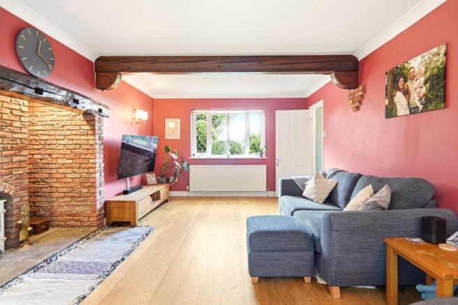 4 bed Detached for sale Image 12