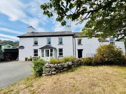 Llanddewi Brefi, Tregaron, SY25