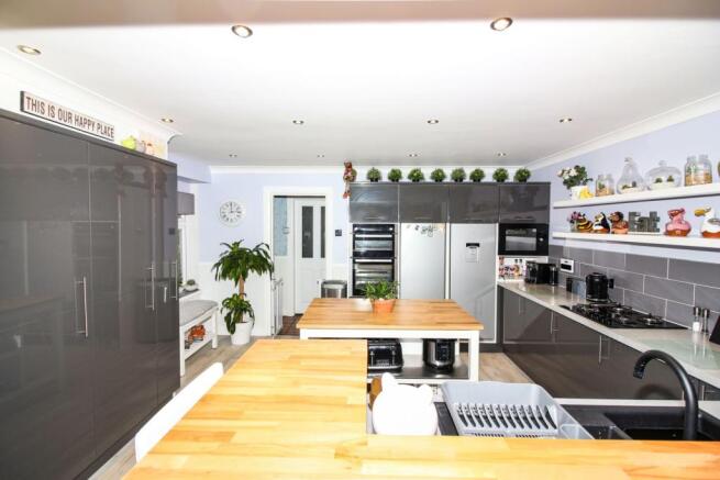 Kitchen/Family Room
