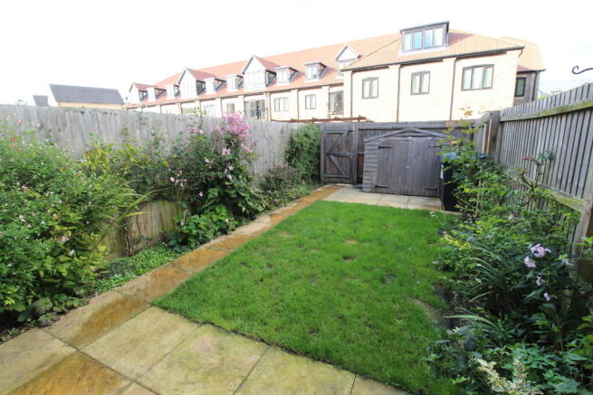 Photo 10