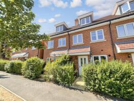 11, Hoppers Brook, Calvert Link, Horsham RH12 0DS