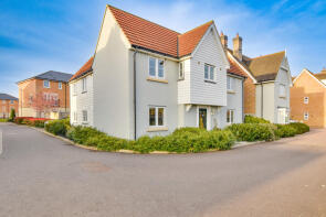 21, Woodlands Walk, Dunmow CM6 1YQ