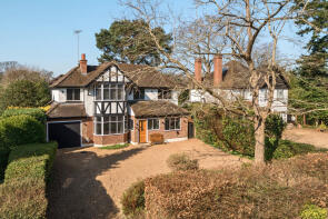 19 Ludgvan, Dartnell Park Road, West Byfleet KT14 6PN