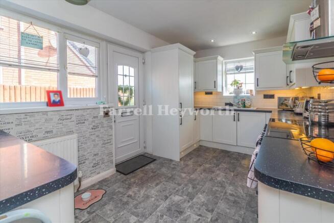 Kitchen image 2