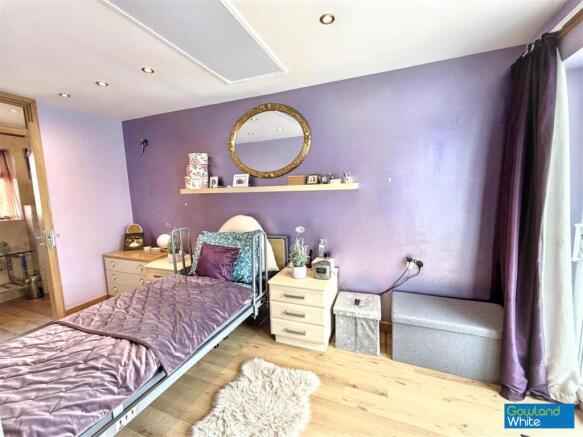2 bed Detached Bungalow for sale Image 11