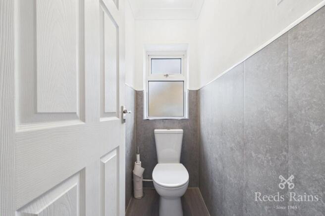 3 bed Semi-Detached to rent Image 9