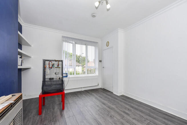 Deerlands Avenue, Sheffield, S5 photo 3