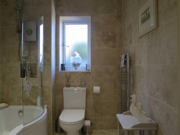 HOUSE BATHROOM