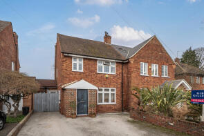 8, Wentworth Drive, Pinner HA5 2PS