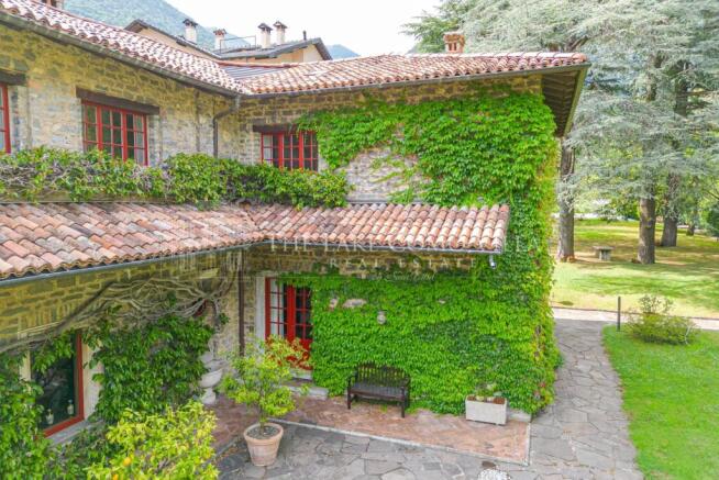 the lake como villa -Villa Colle-Ossuccio the lake
