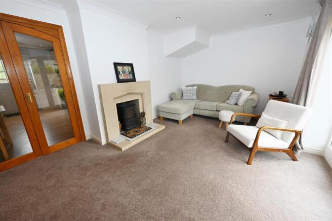 3 bed Detached for sale Image 4