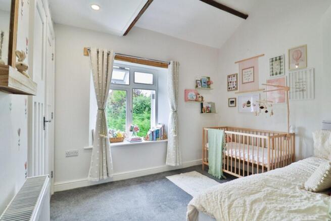 2 bed Cottage for sale Image 7