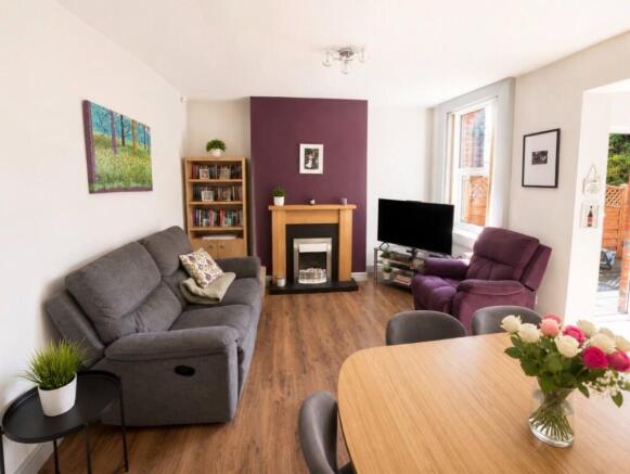 3 bed Terraced for sale Image 10