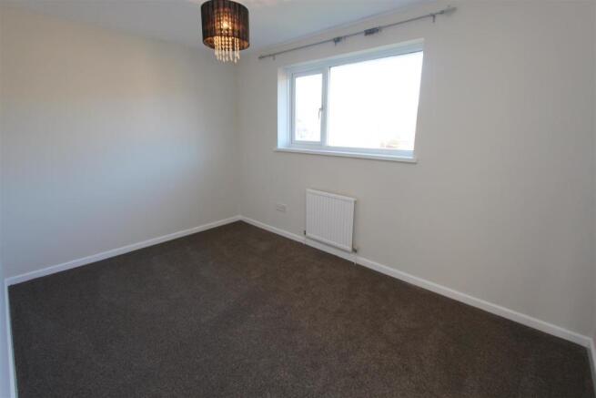 13 Waun Erw - Rear bedroom.jpg