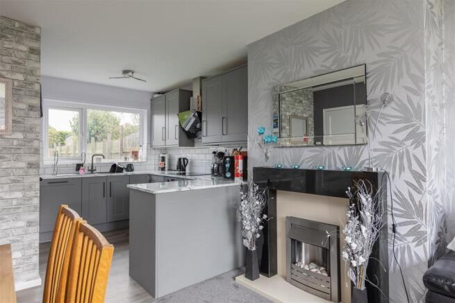 Milton Avenue 27 Kitchen-6.jpg