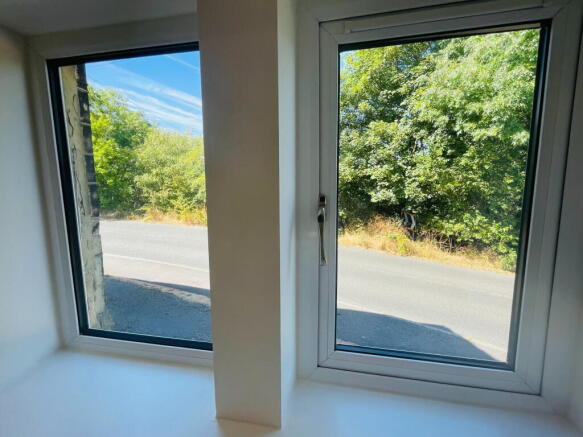 3 bed Terraced for sale Image 4