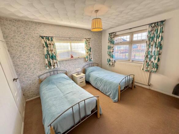 6 Fircroft Cresce...
