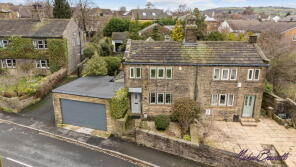 18, Whitehill Green, Whitehill Road, Illingworth, Halifax HX2 9SW