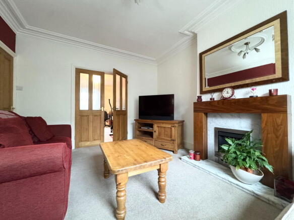 3 bed Terraced for sale Image 11
