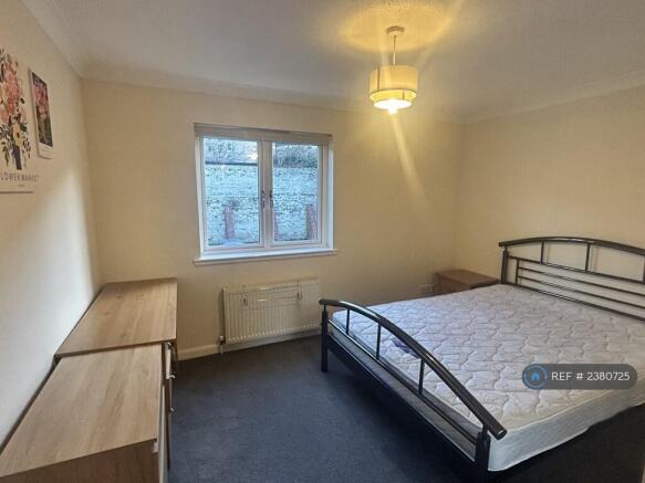 Bedroom 1 (King Size Bed)