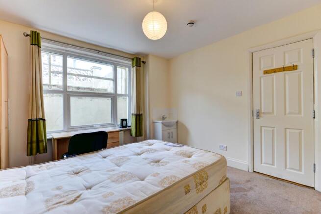 bed1