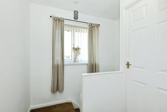 2 bed Semi-Detached for sale Image 4