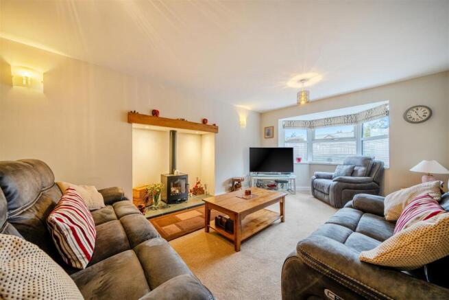 Newcastle Road, Market Drayton photo 3