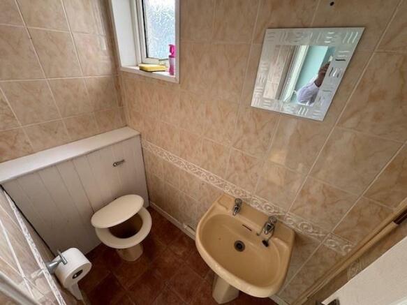 cloakroom.jpg
