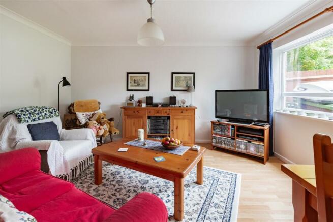 31 Manor Forstal-HR7.jpg