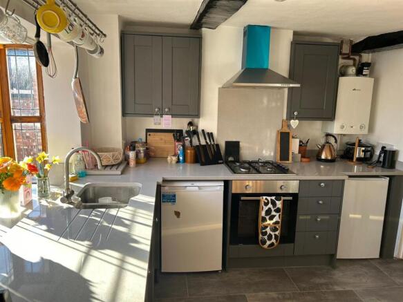 Kitchen.JPG