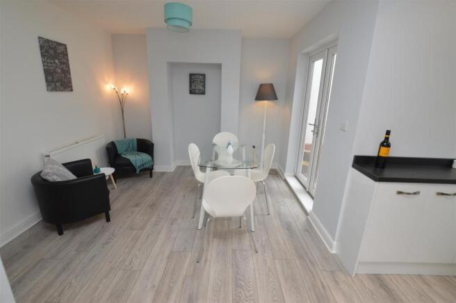 Kitchen/Dining Room