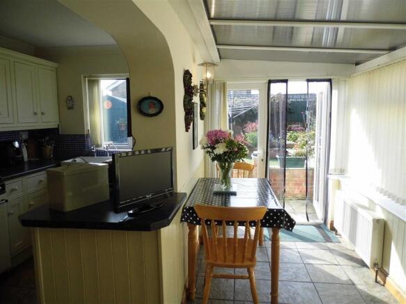 KITCHEN/DINER