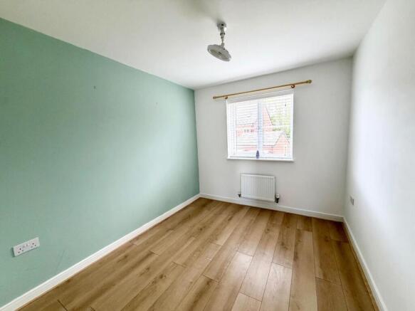 3 bed Semi-Detached for sale Image 7