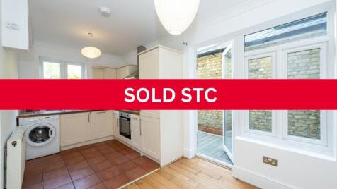 Algarve Road, London, Greater London, SW18 3EG