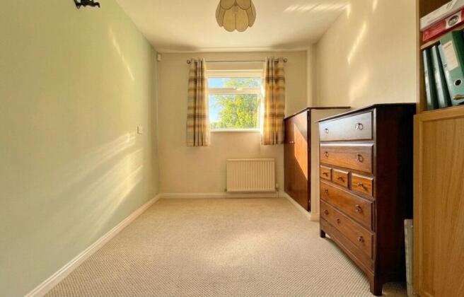 3 bed Semi-Detached for sale Image 8