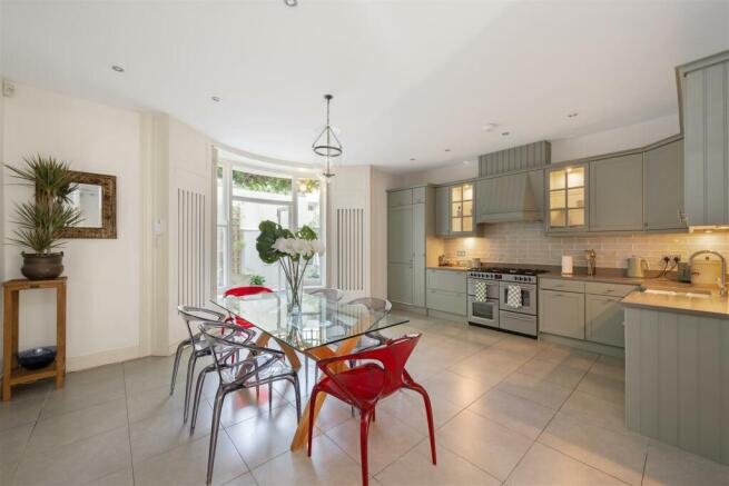 1a Warrington Crescent Hi-12.jpg