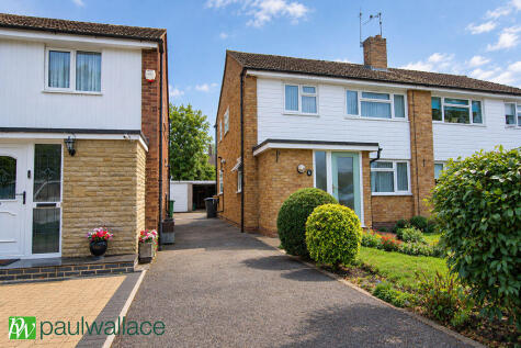 Stafford Close, West Cheshunt