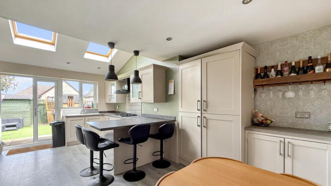 Kitchen/dining ro...