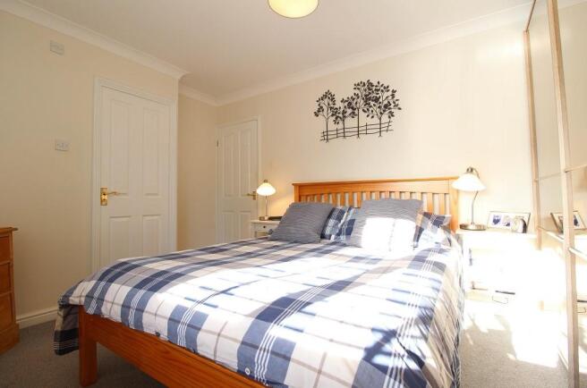 Master Bedroom2