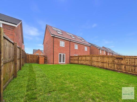 CAM03394G0-PR0442...