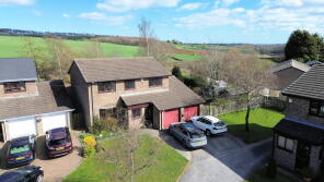 12, Rydal Close, Penistone, Sheffield S36 8HN